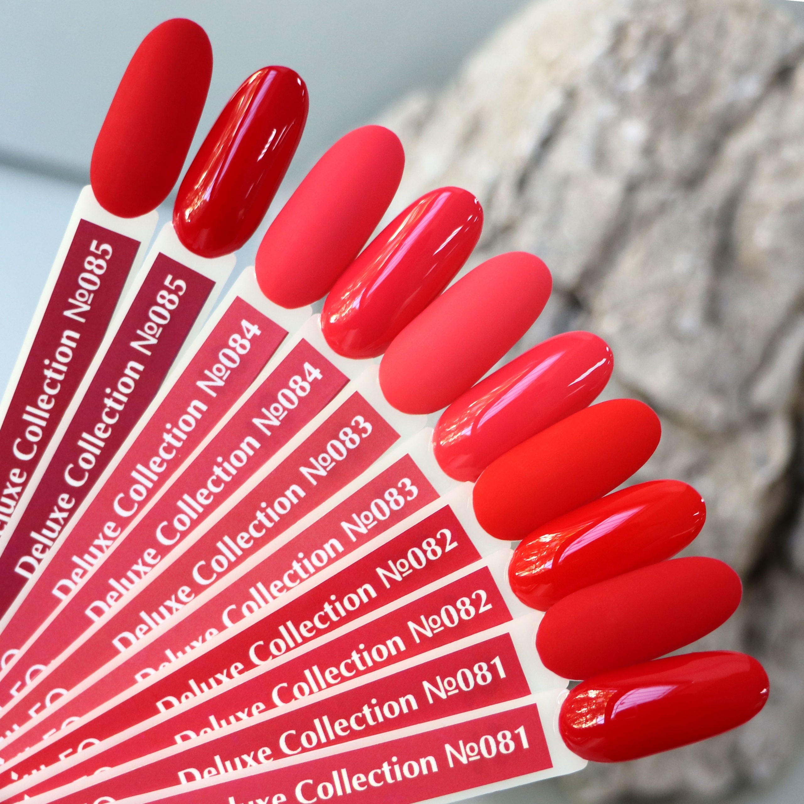 Gel Polish Komilfo Deluxe Series D082 (classic red, enamel), 8 ml
