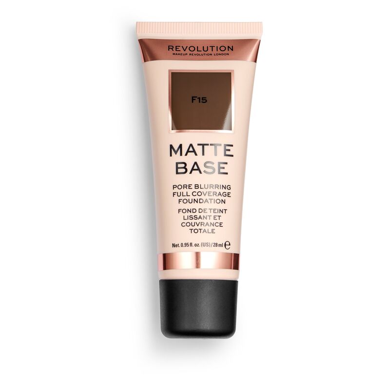 Base de maquillaje mate de alta cobertura REVOLUTION