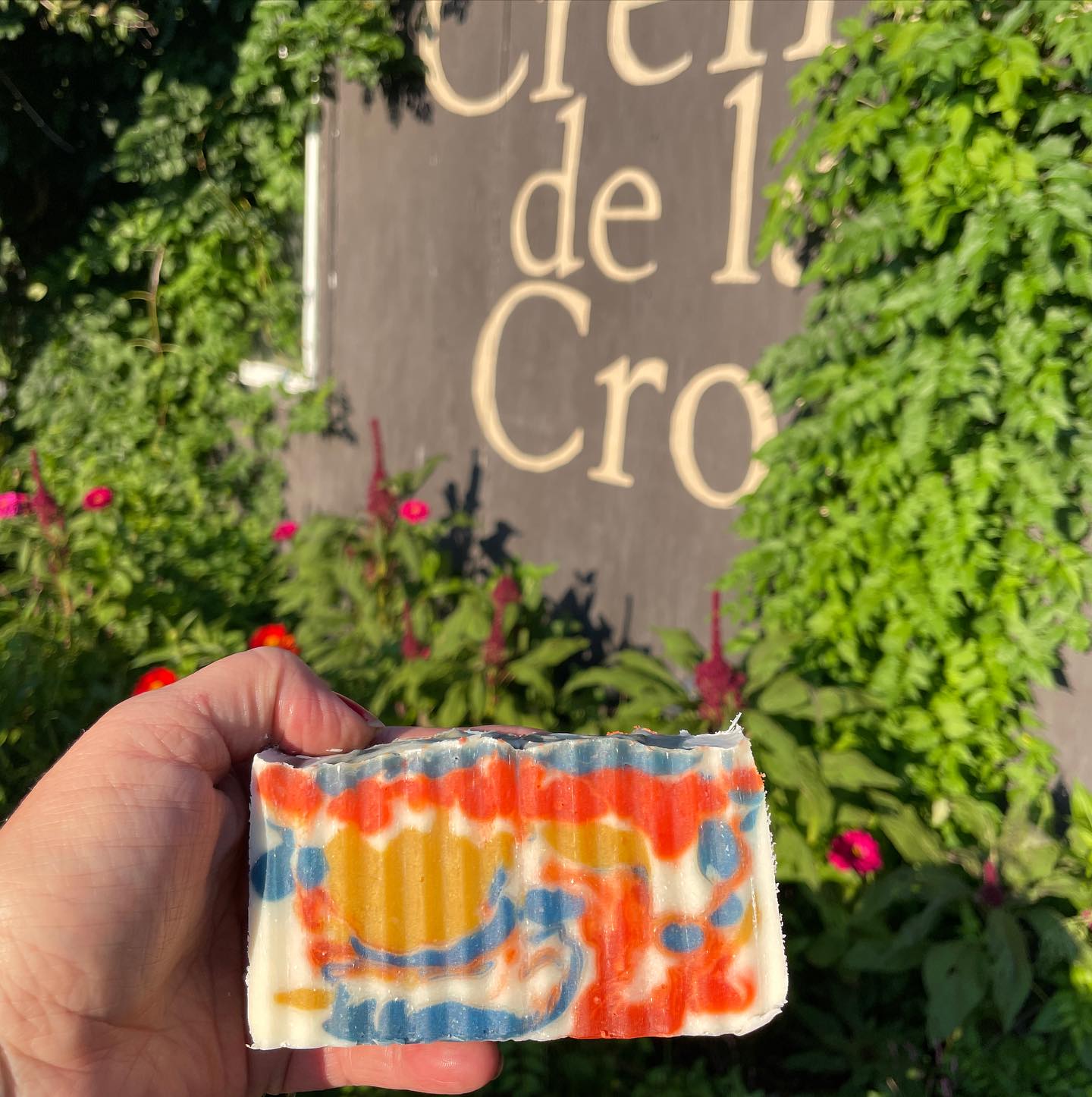 Soap - Love (Black Current & Jasmine)