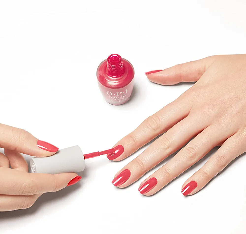 O.P.I Nature Strong Natural Origin Nail Lacquer