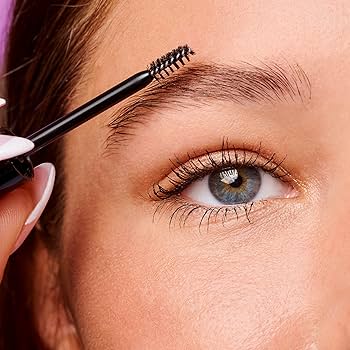 Máscara de pestañas para cejas ESSENCE Make Me Brow