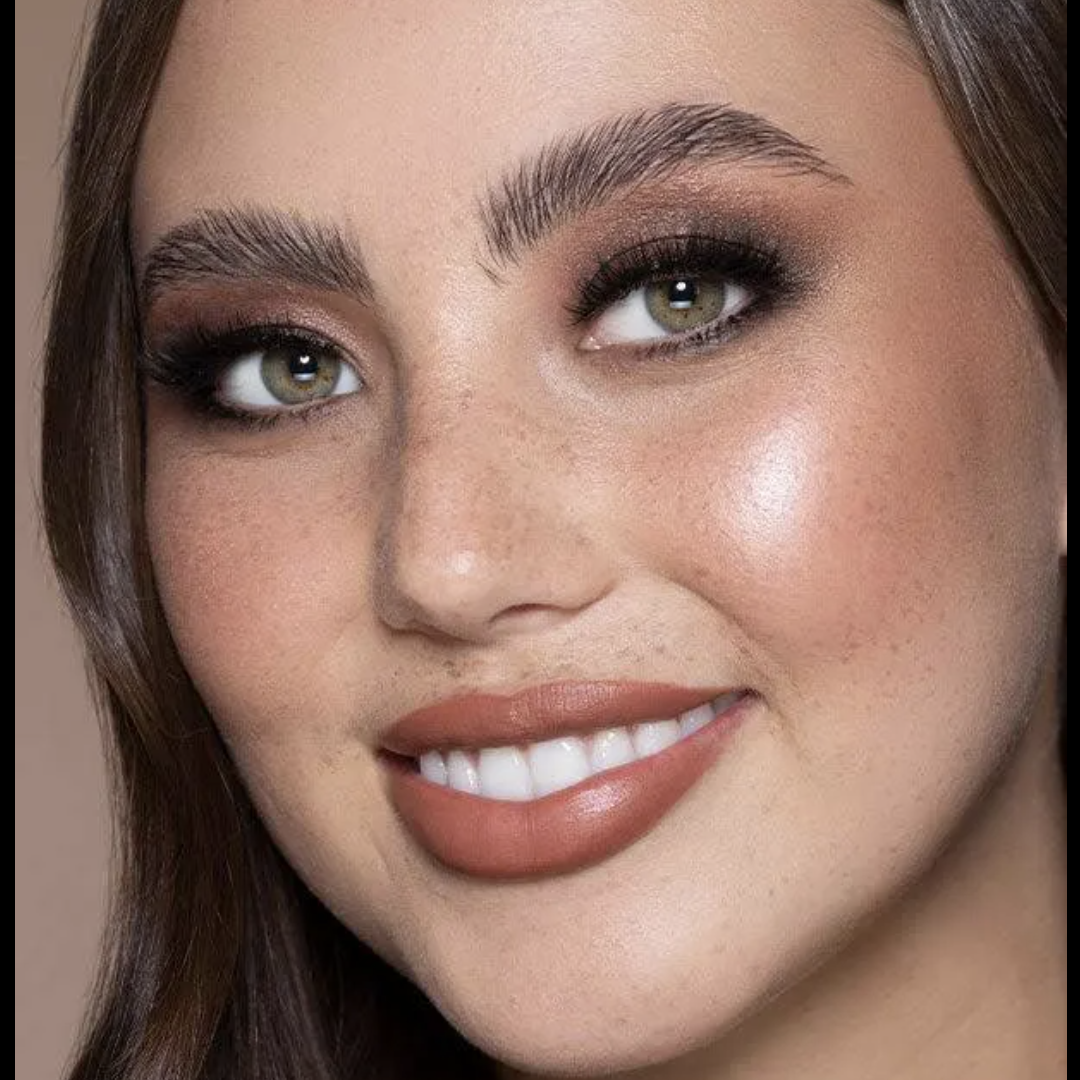 Base de maquillaje con acabado natural LA Girl