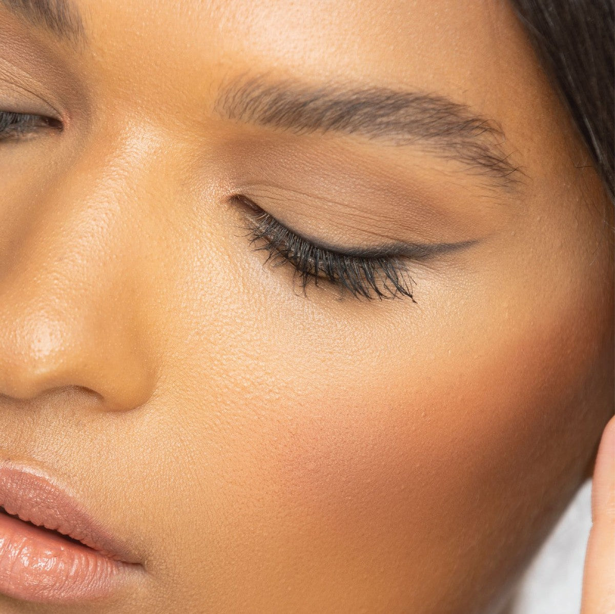 Delineador de ojos mecánico Maybelline Define A-Line