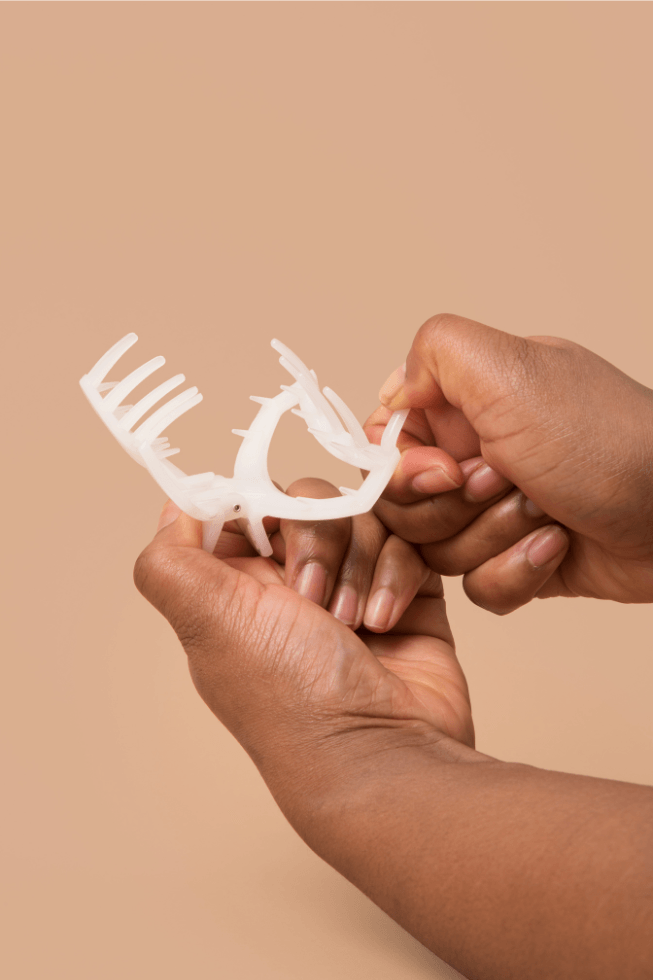 Open Tortoise Medium Claw Hair Clip