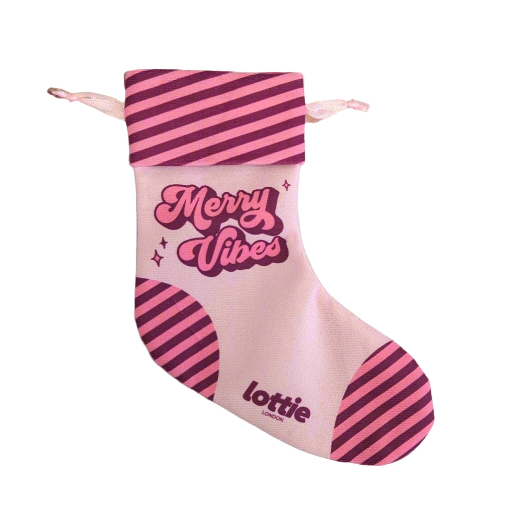 LOTTIE “Merry Vibes” Stocking – Festive & Fun Makeup Holder (2 Pairs)
