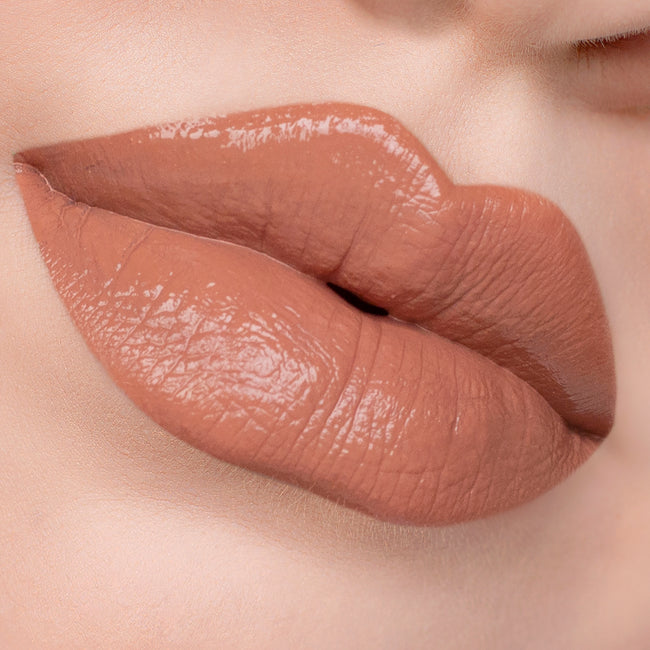 Lápiz labial líquido Creamy Lips de ELLA & MILA