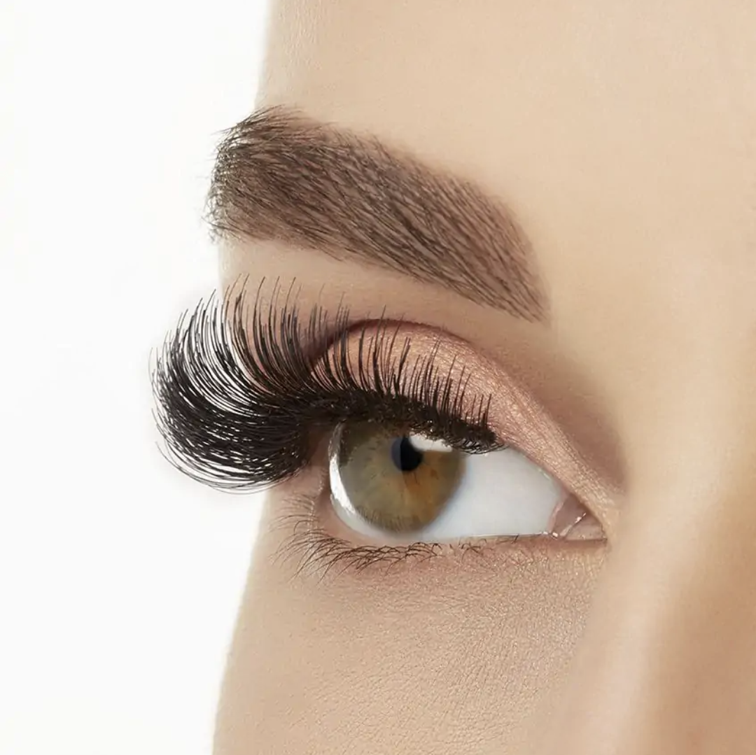 ARDELL Studio Effects Eyelashes.