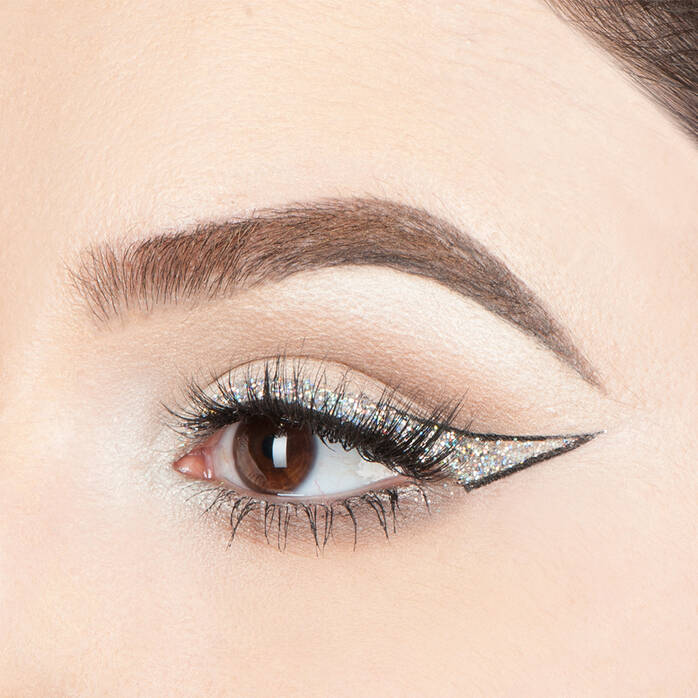 Prebase con purpurina NYX Professional Makeup