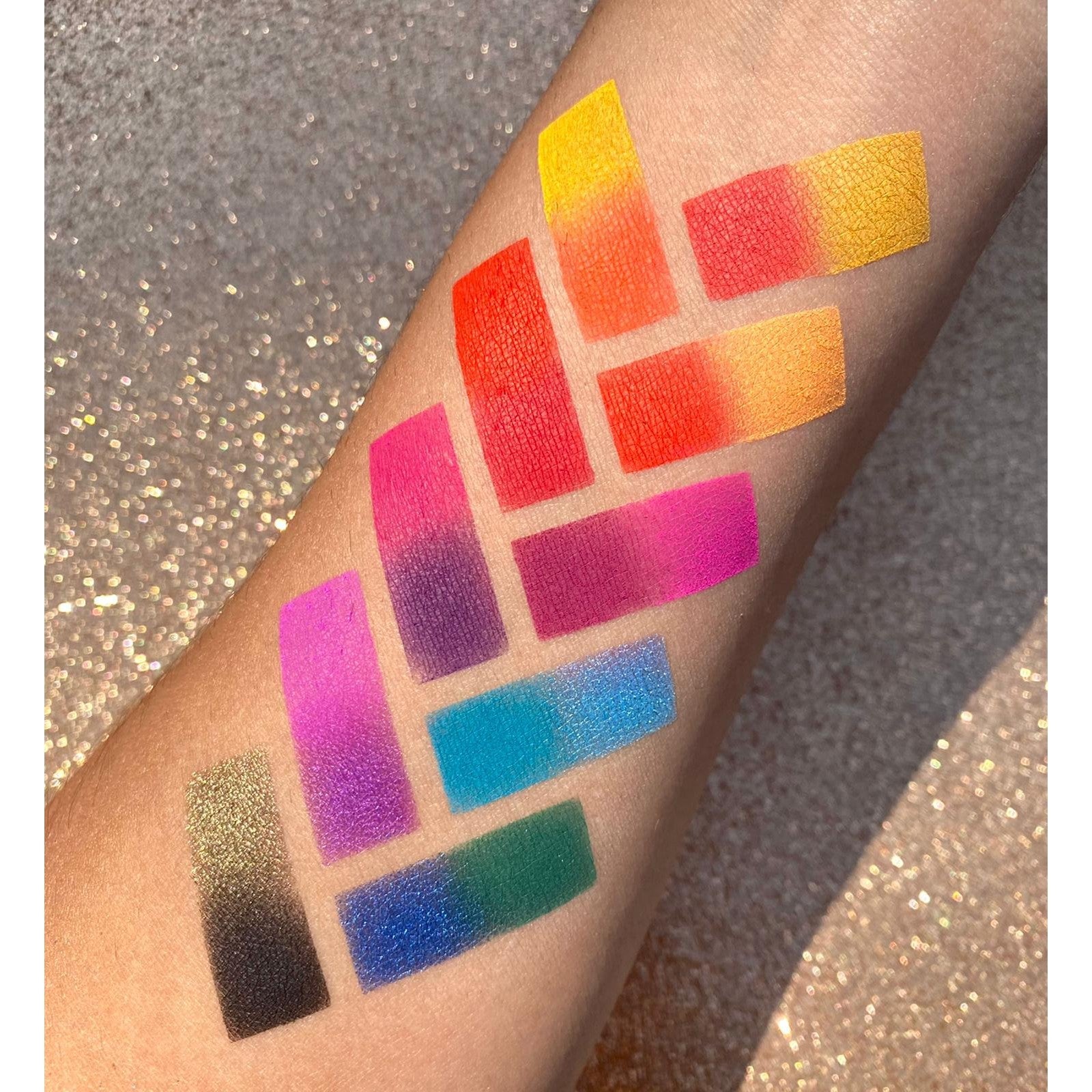 PROLUX Bold Girl Eyeshadow Palette