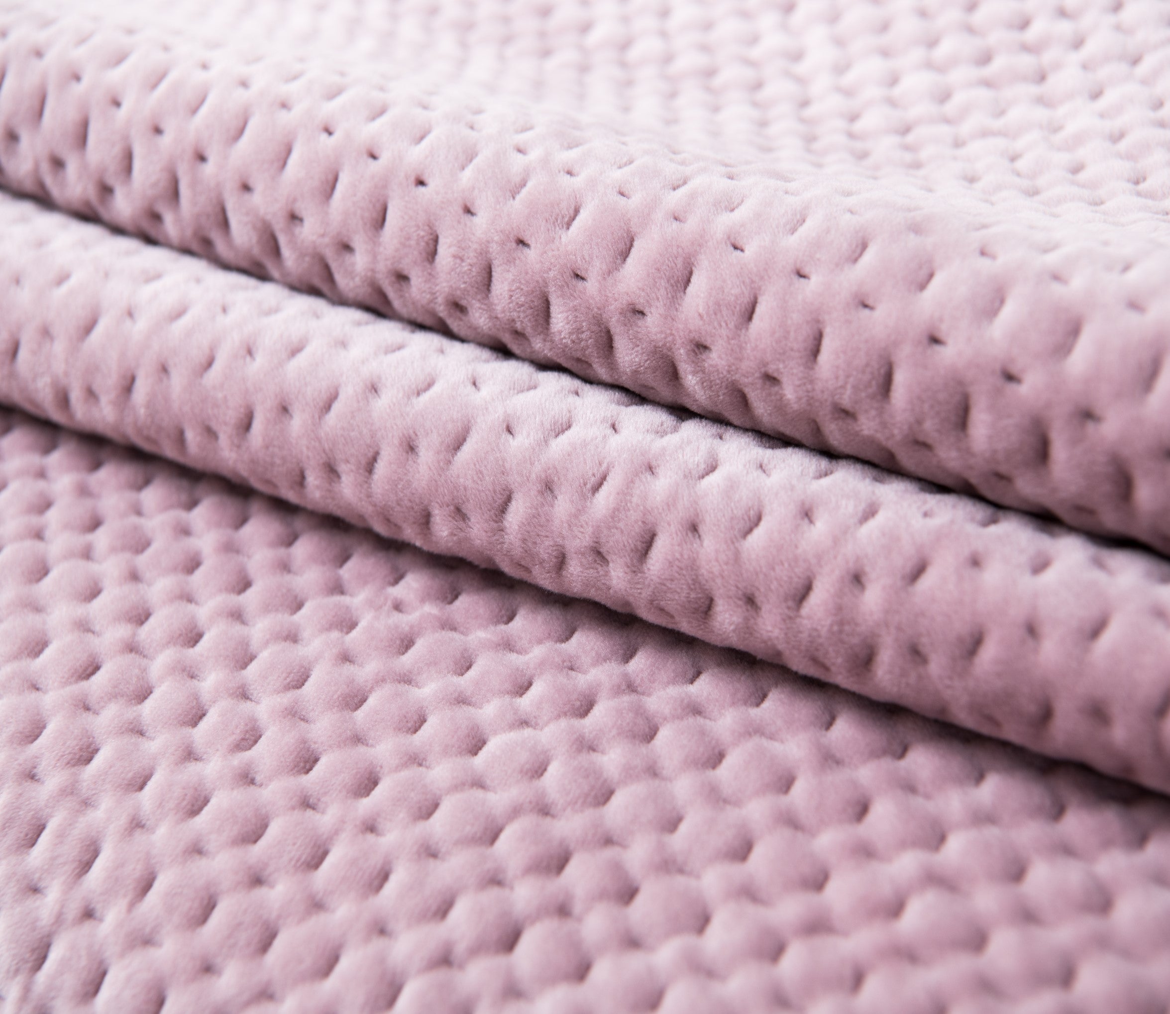 Kasentex All Season Cozy Velvet Quilt Set with Shams, Queen, King, Room Decor, Graduation Gifts