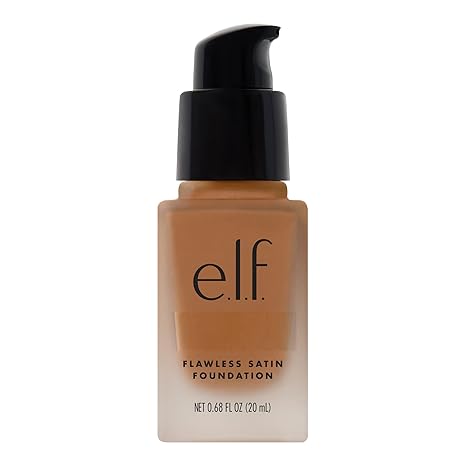 Base de maquillaje Flawless Finish de elf Cosmetics