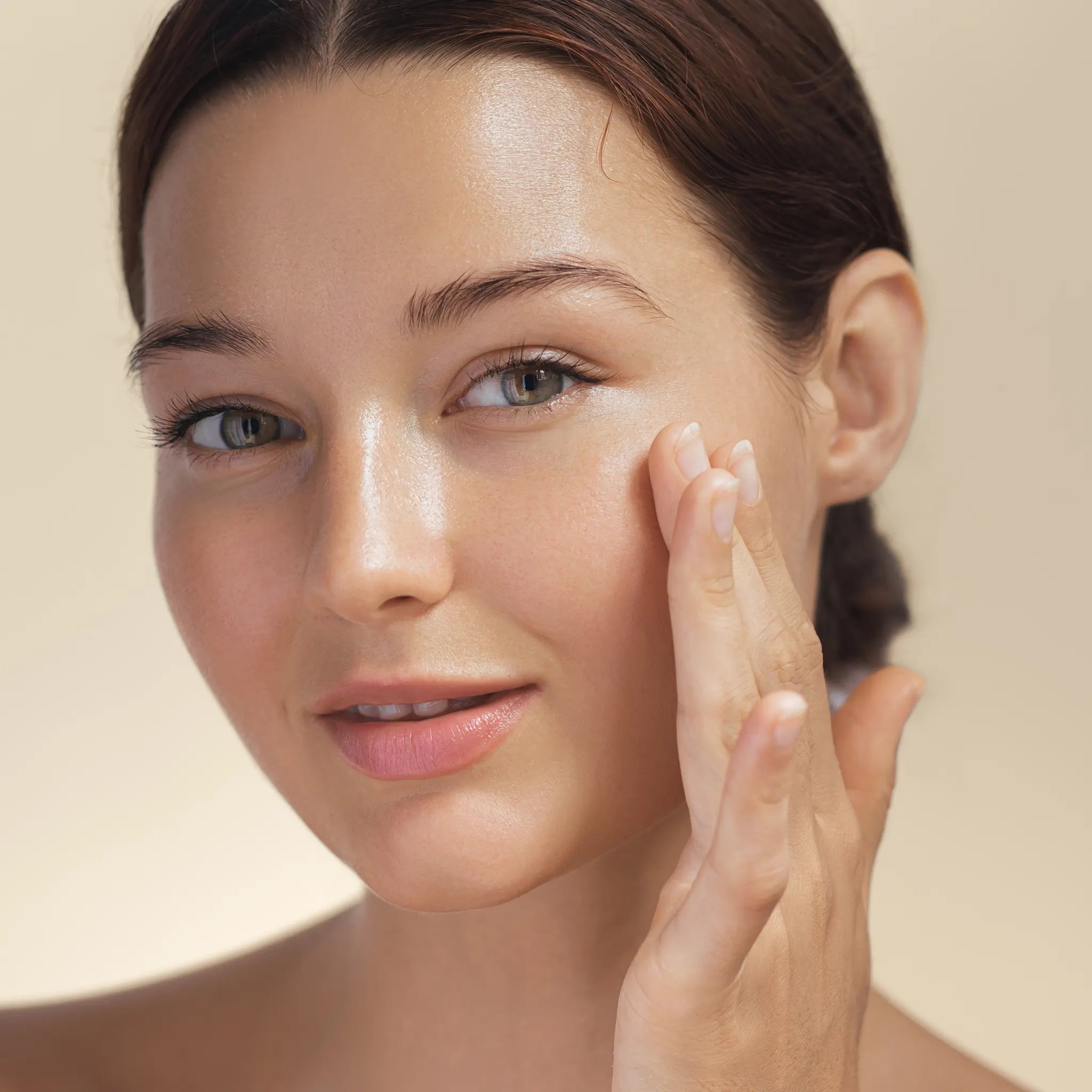 Radiant Glow Hyaluronic & Collagen Facial Serum