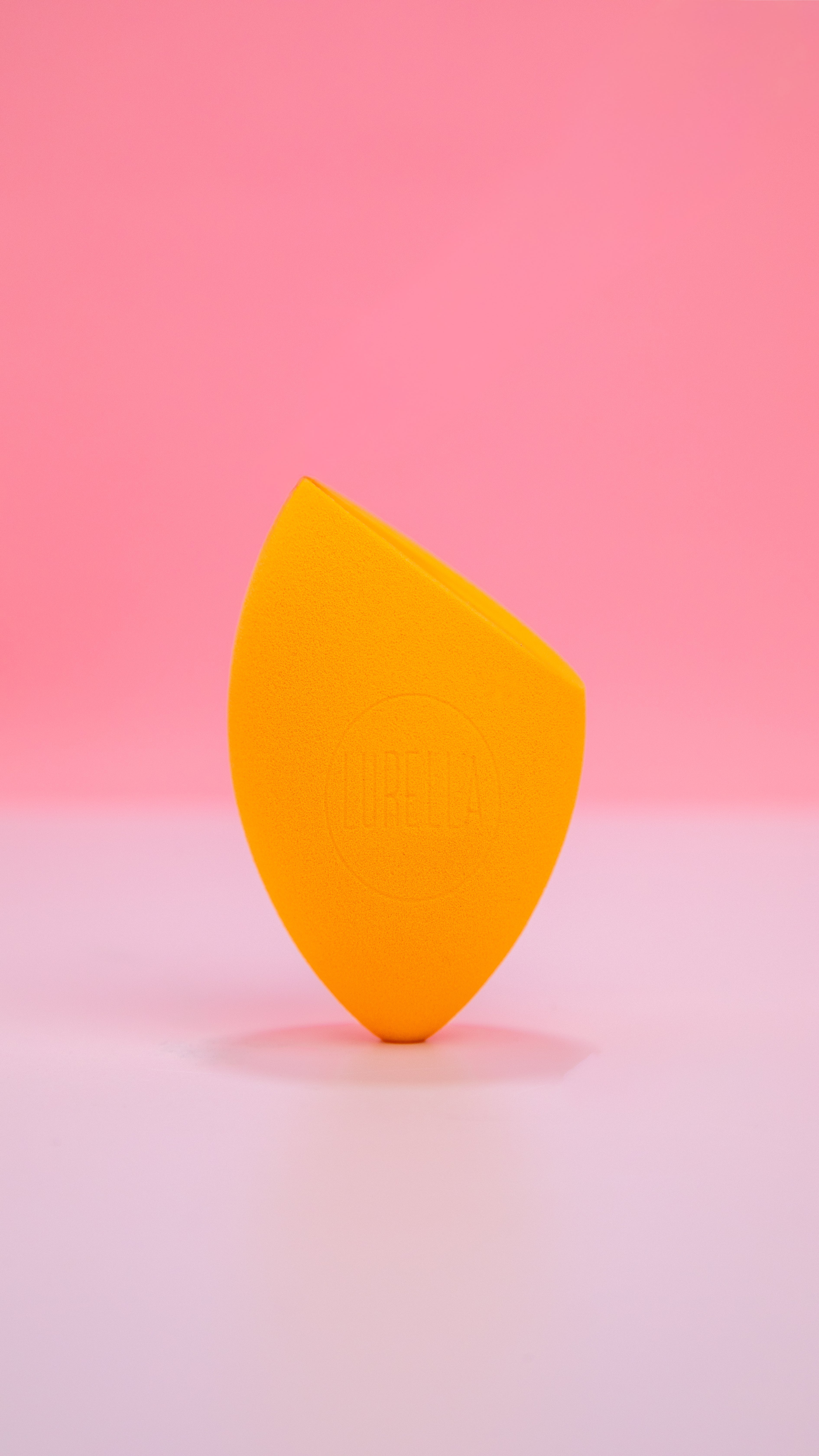 LURELLA Angled Beauty Sponge