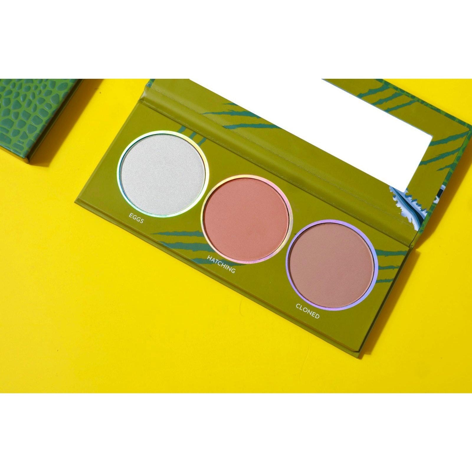 Prolux Extinct Face Palette