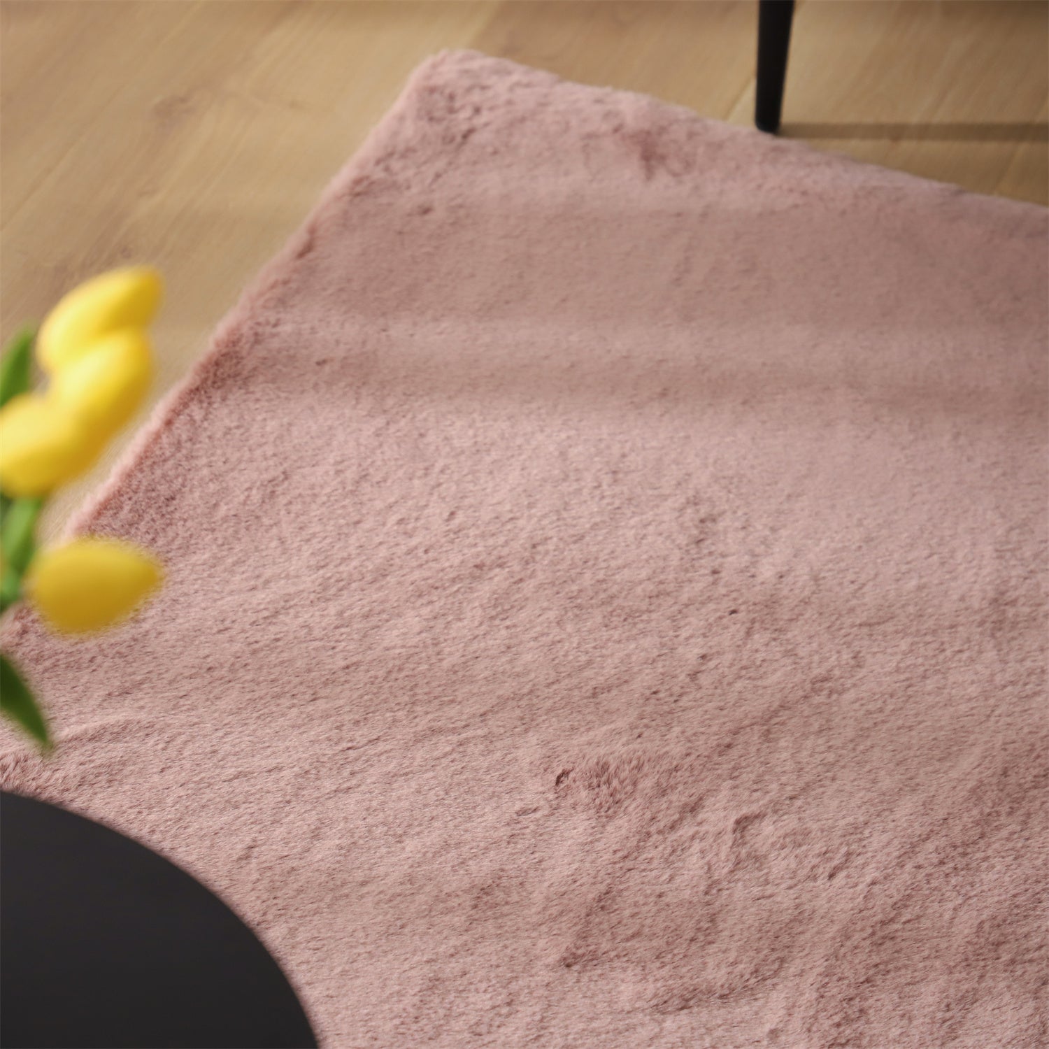 Kasentex Fluffy Elegant Faux Fur Area Rugs, Ultra Soft, Room Decor, Graduation Gifts, Fathers Day Gift, Mom Gift