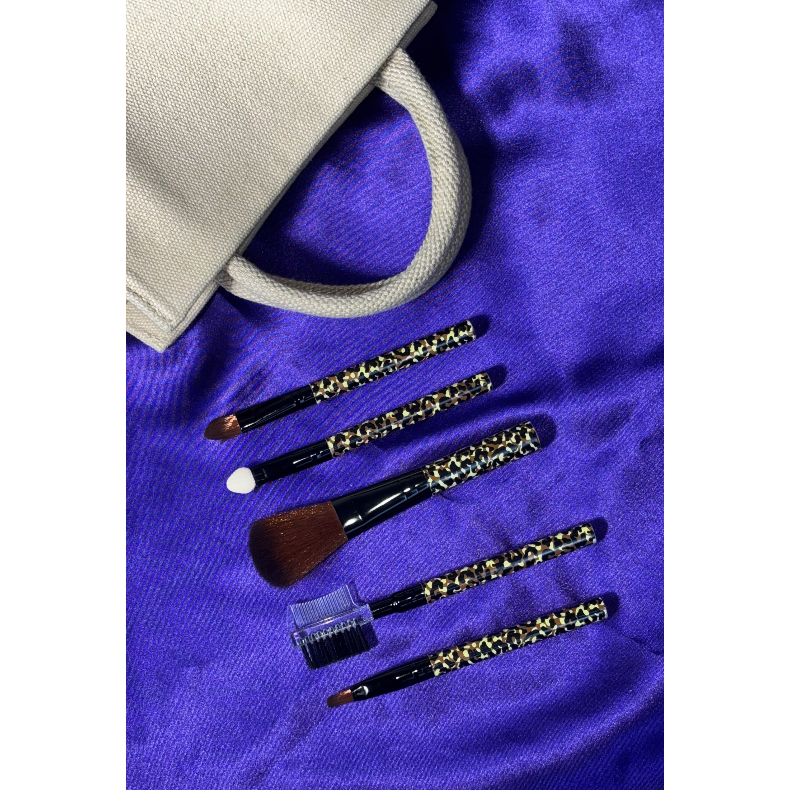Makeup Brush Set: Essential For Perfection
