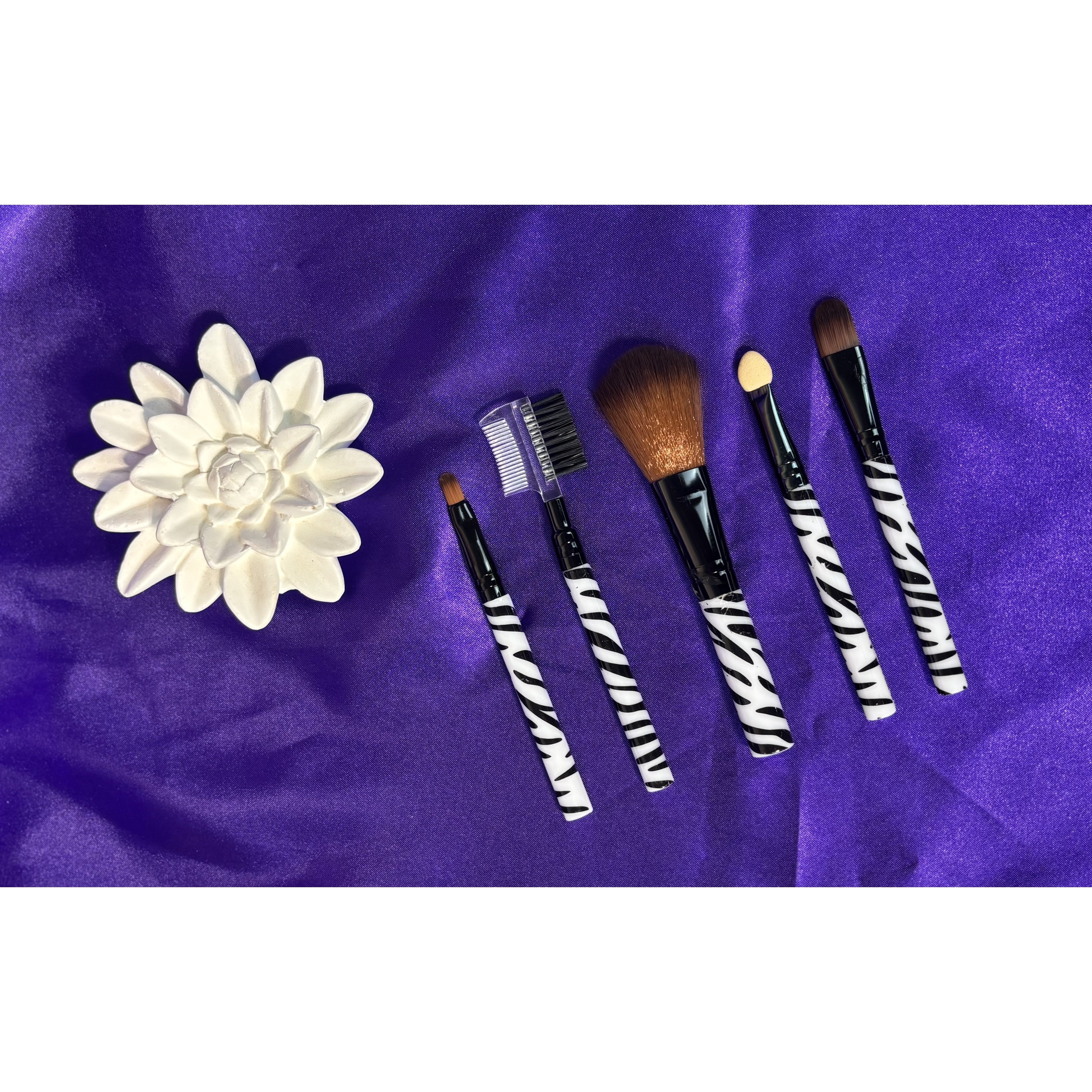 Makeup Brush Set: Essential For Perfection
