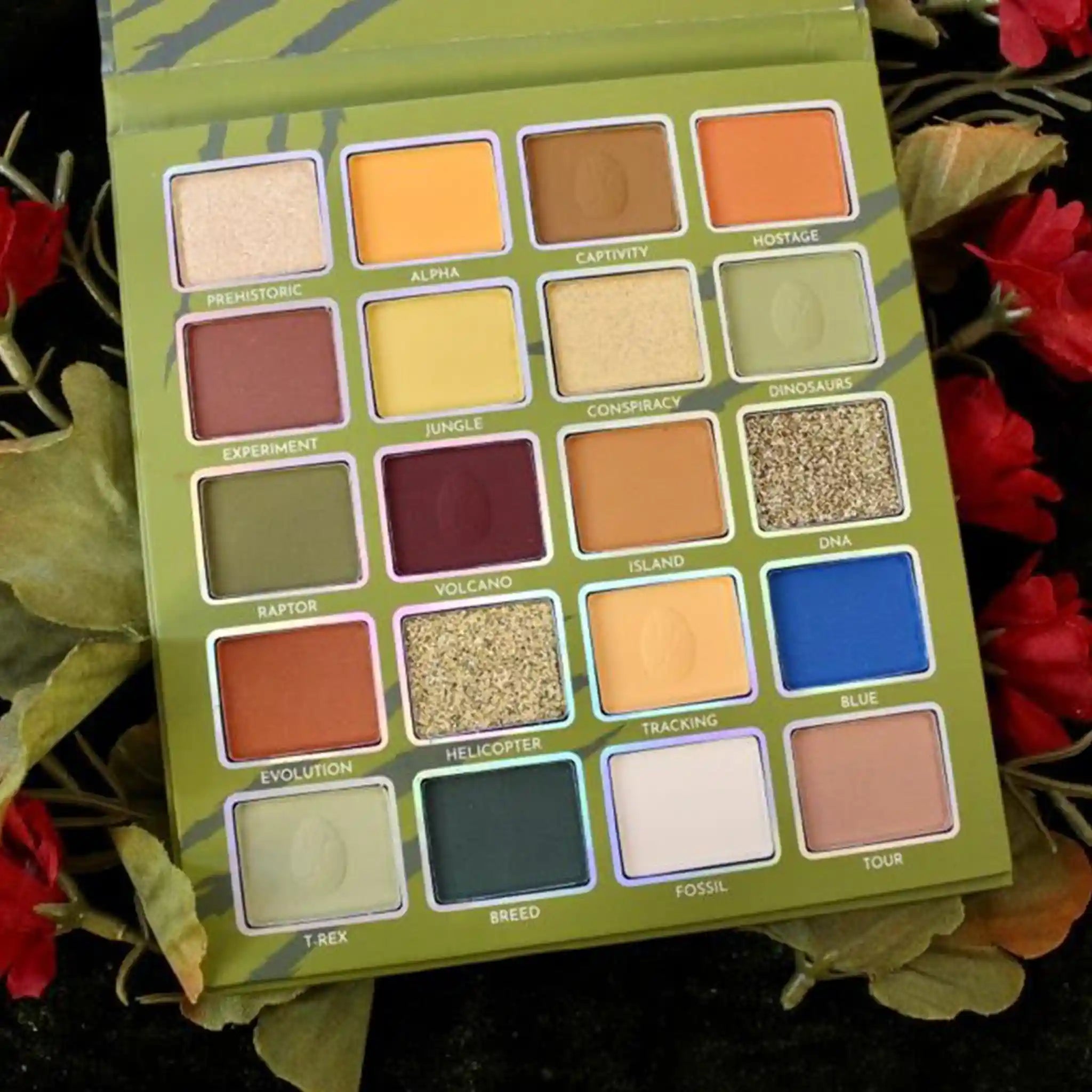 PROLUX Predator Neutral Eyeshadow Palette