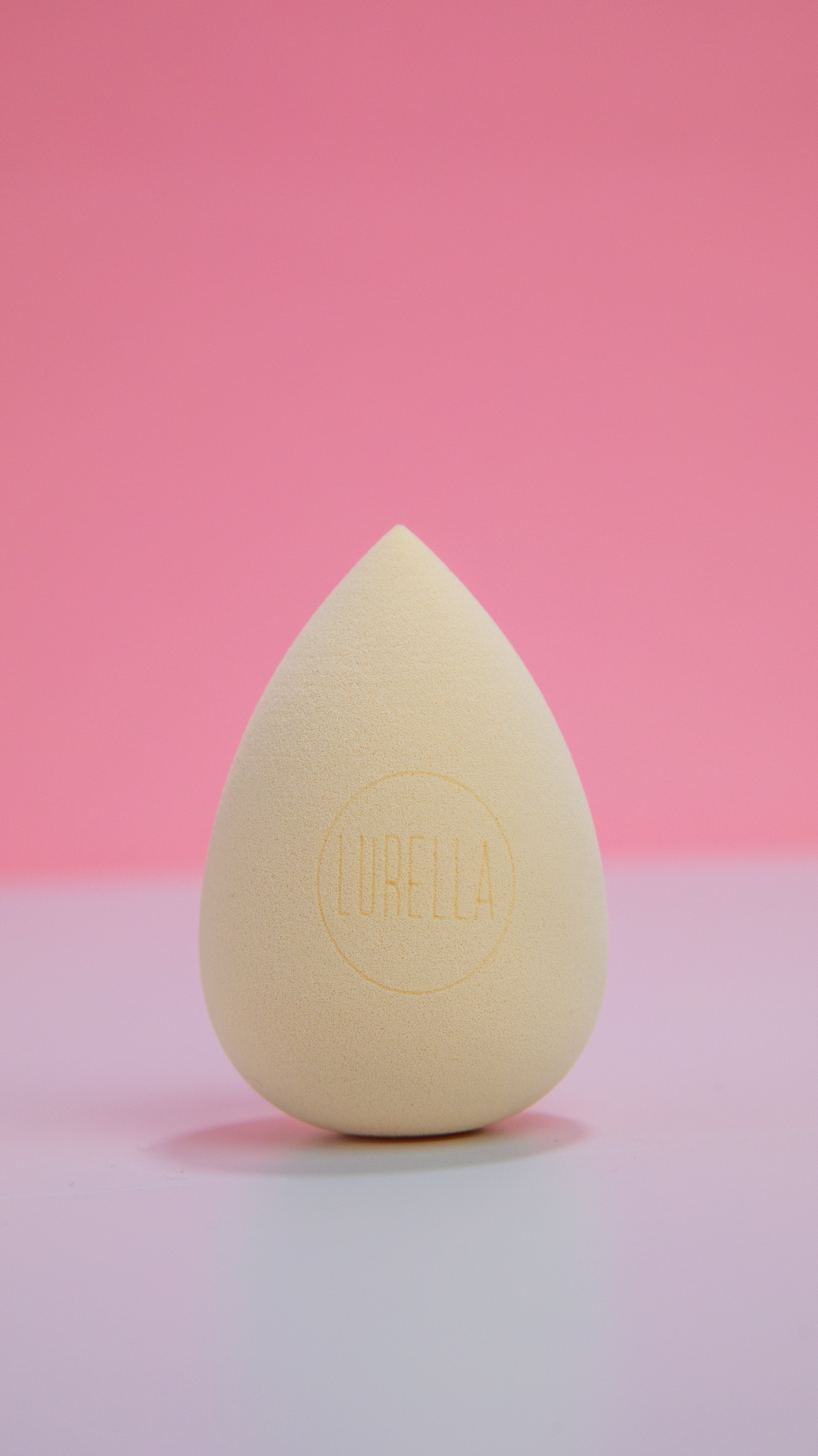 LURELLA Teardrop Beauty Sponge