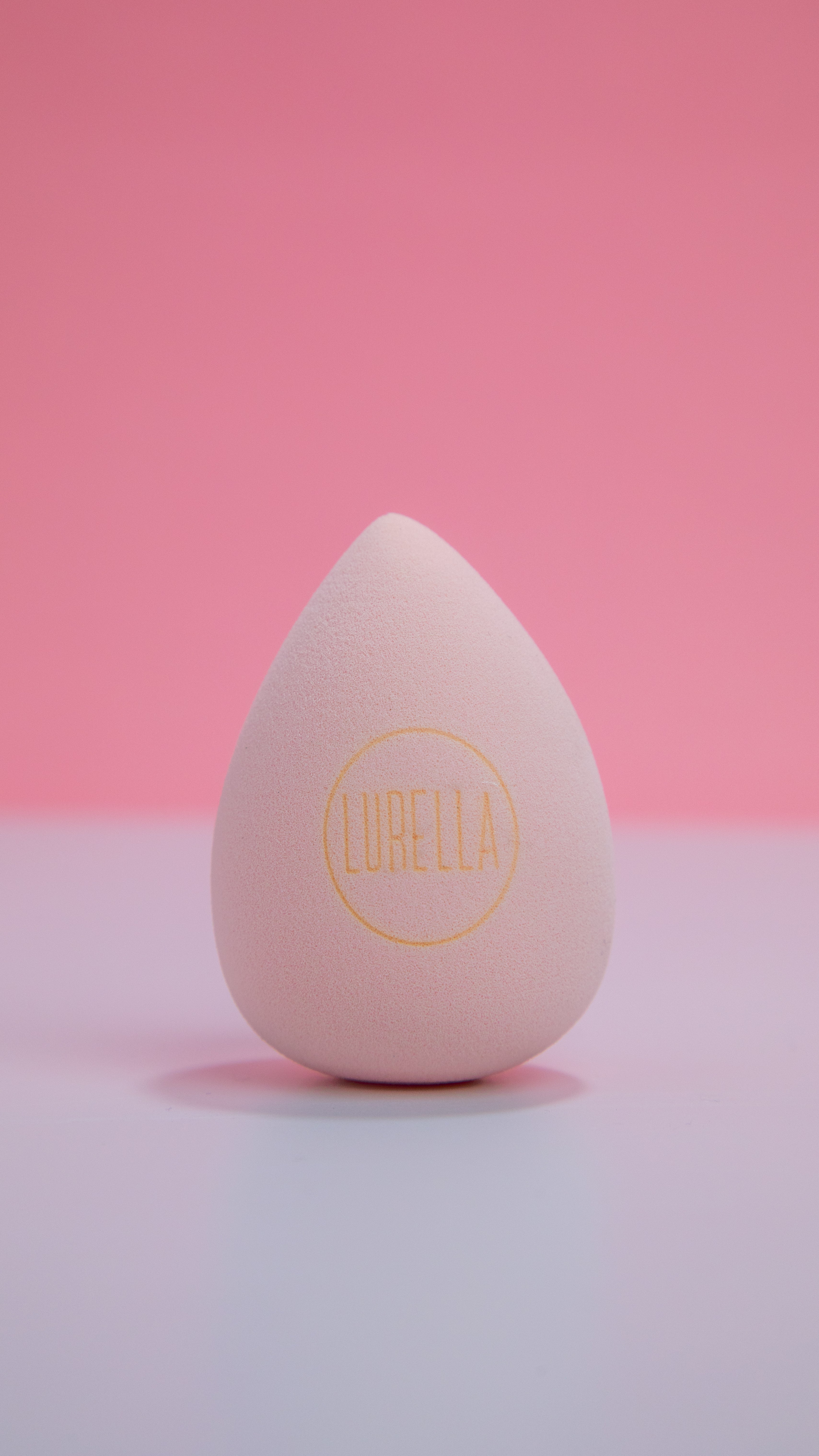 LURELLA Teardrop Beauty Sponge