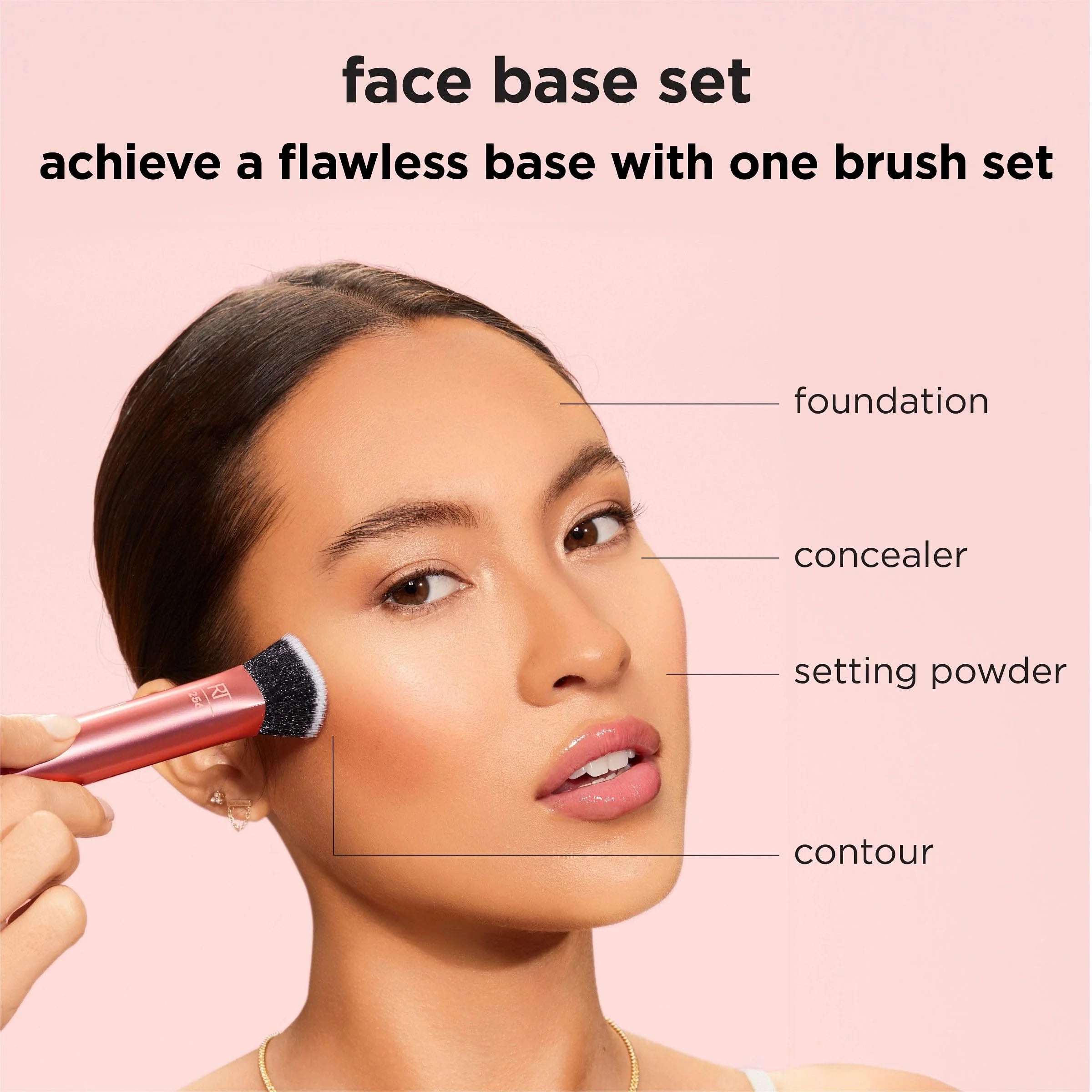 REAL TECHNIQUES Expert Face Foundation Blending Brush