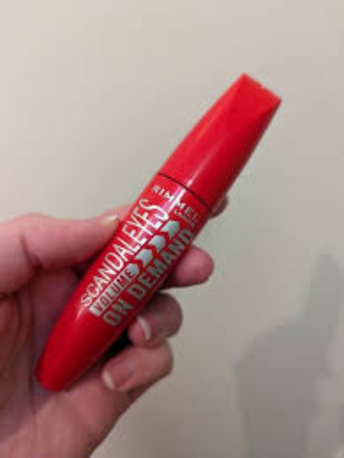 RIMMEL Scandaleyes Volume on Demand Mascara