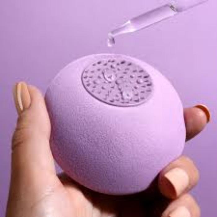 REAL TECHNIQUES Sponge + Miracle Skincare Sponge