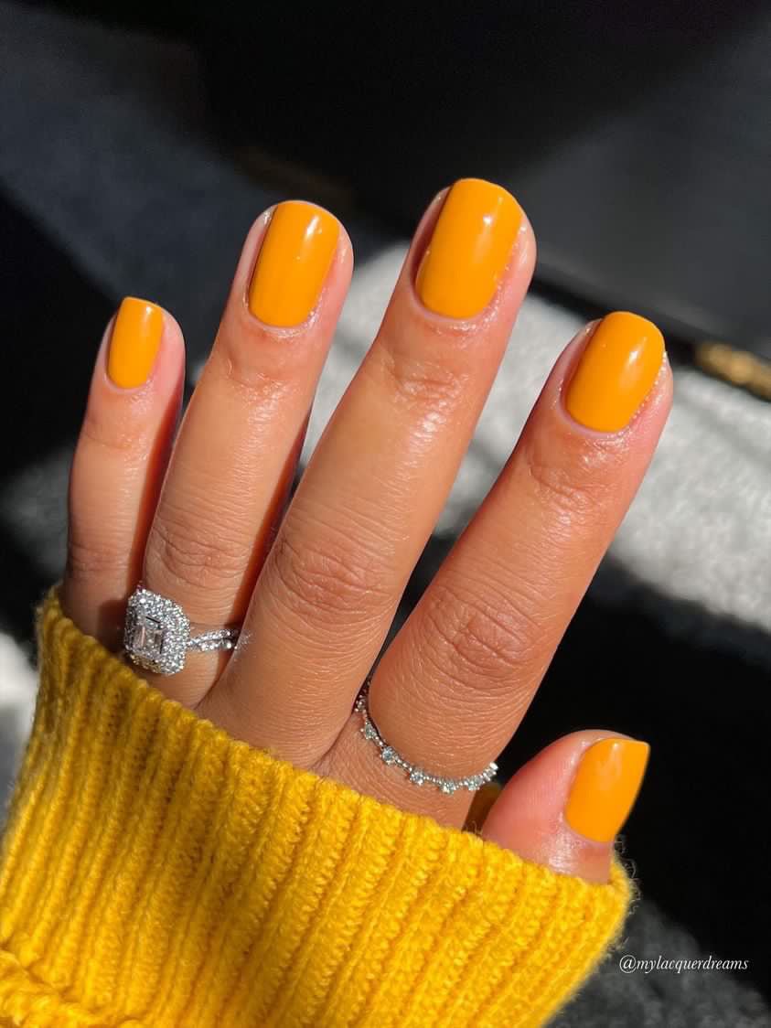 Mersi Flaming Lantern Breathable Nail Polish