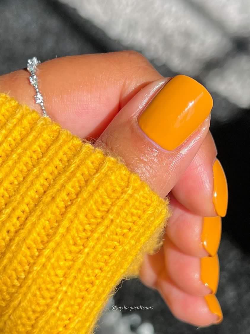 Mersi Flaming Lantern Breathable Nail Polish
