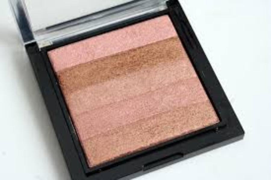 REVOLUTION Vivid Shimmer Highlighter