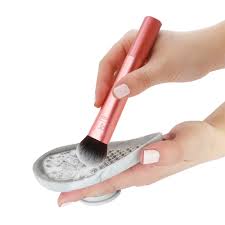 REAL TECHNIQUES Brush Cleansing Palette