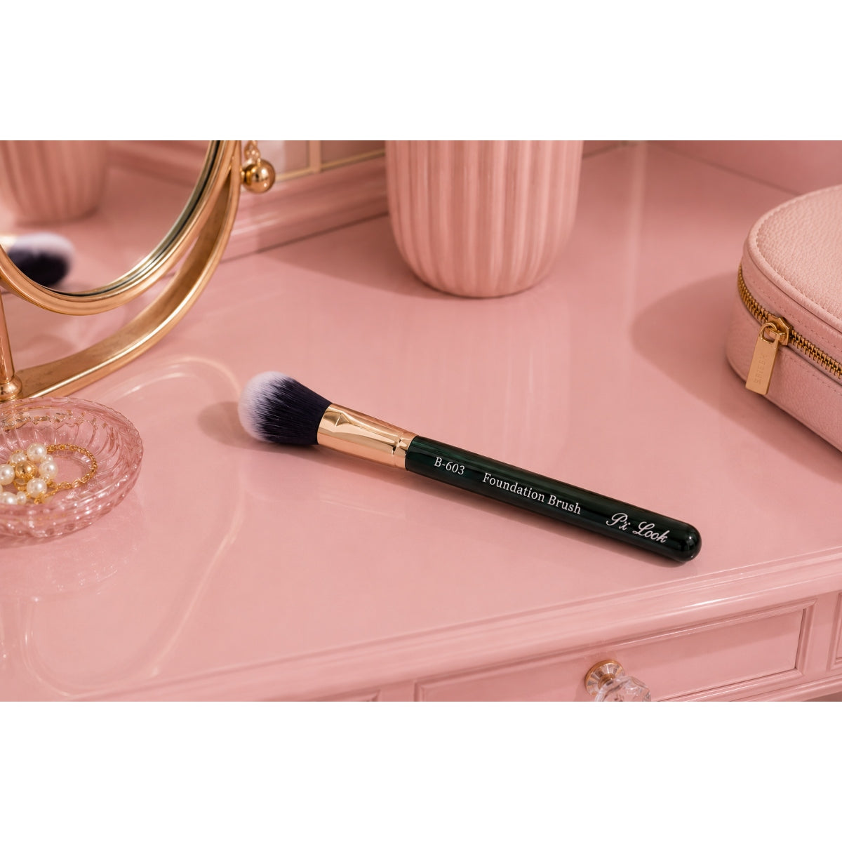 PROLUX Foundation Brush